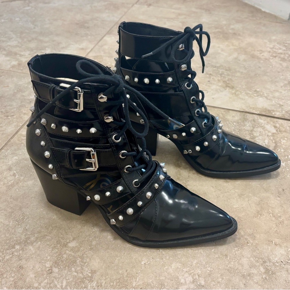 Sam Edelman Elana Studded Cut Out Ankle Boots Size 8.5